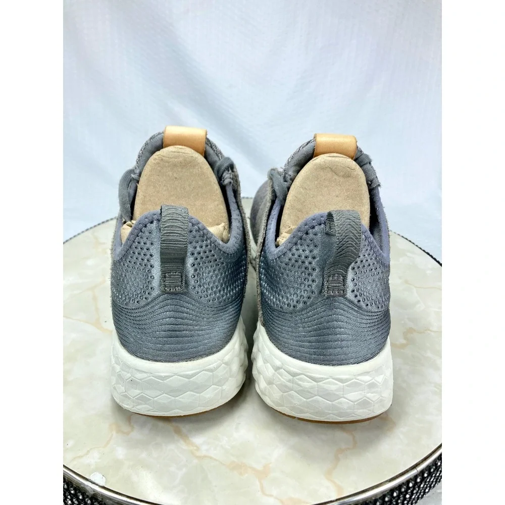New Balance Fresh Foam Cruz MCRUZOS Running Shoes Mens 9 Gray Knit Suede Sneaker